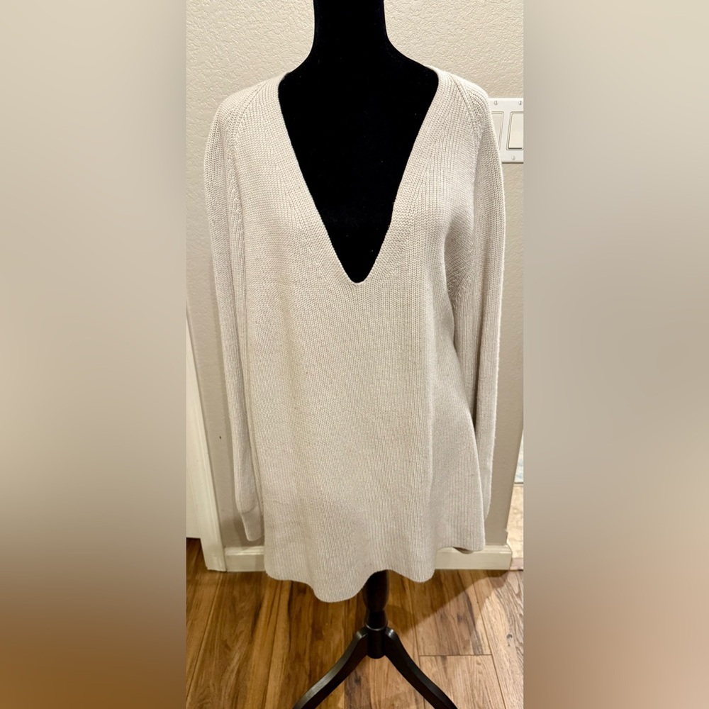 Athleta Light Gray V-Neck Sweater